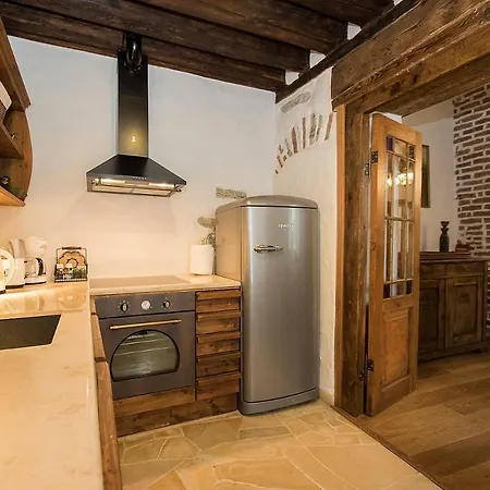 Διαμέρισμα Medieval Beauty With Private Entrance Ταλίν